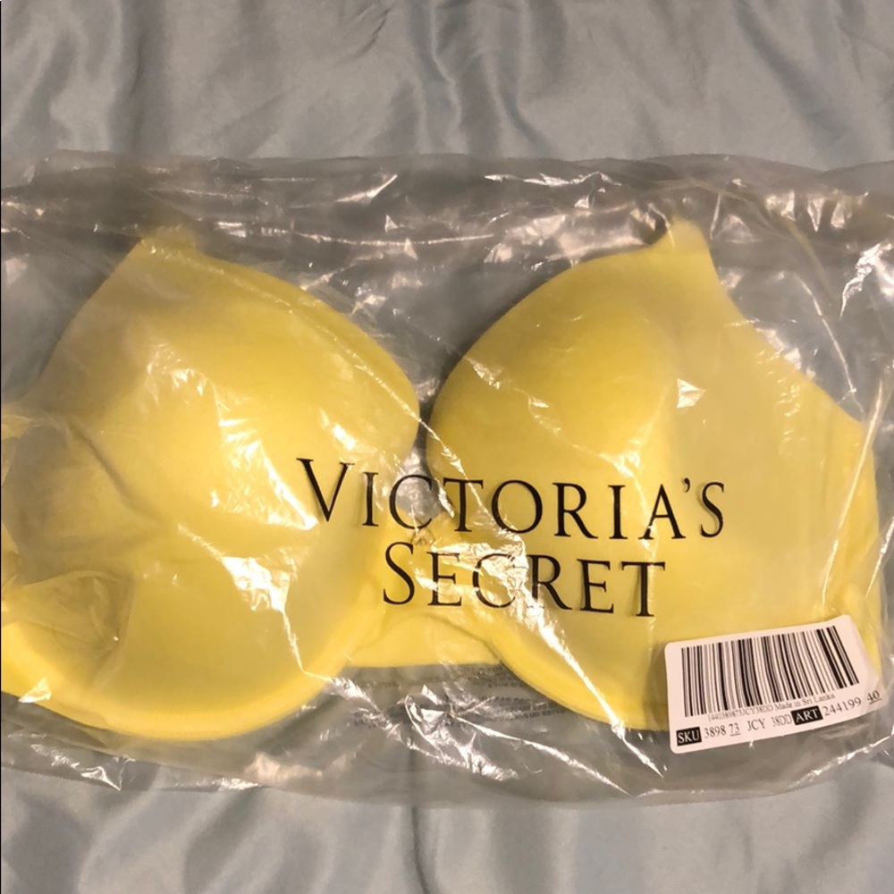 Victoria secret bra